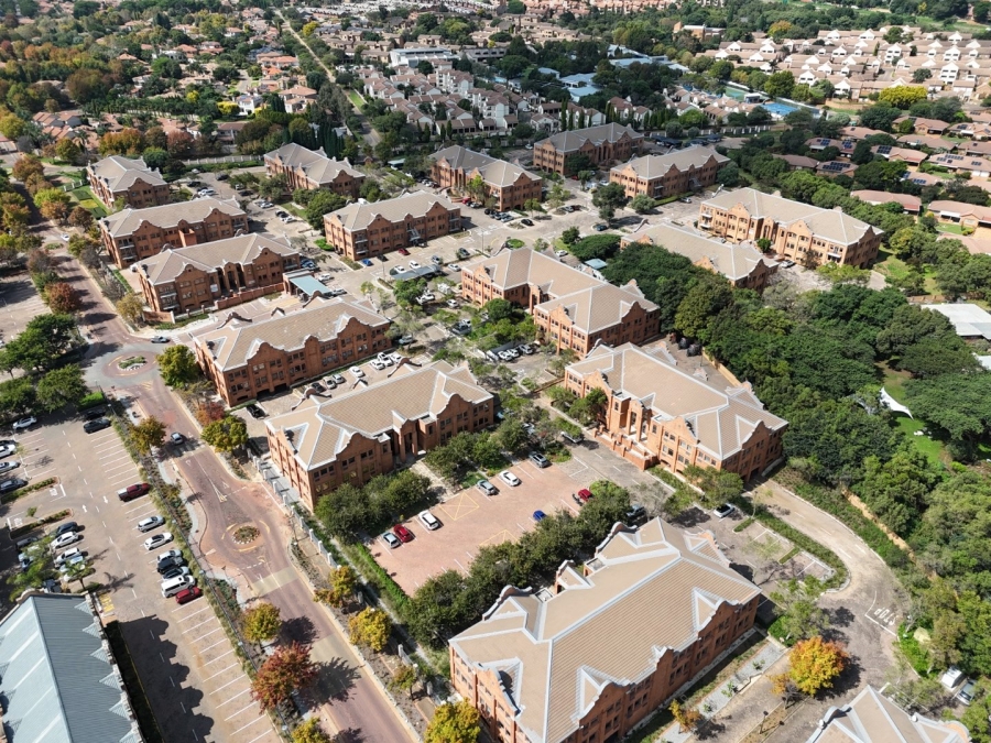 To Let Commercial Property for Rent in Faerie Glen Gauteng