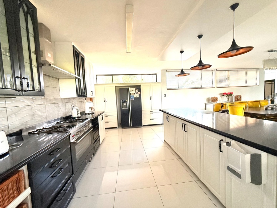5 Bedroom Property for Sale in Centurion Golf Estate Gauteng