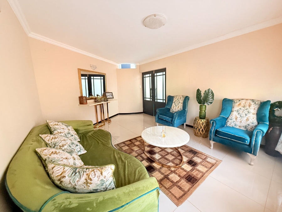 5 Bedroom Property for Sale in Centurion Golf Estate Gauteng