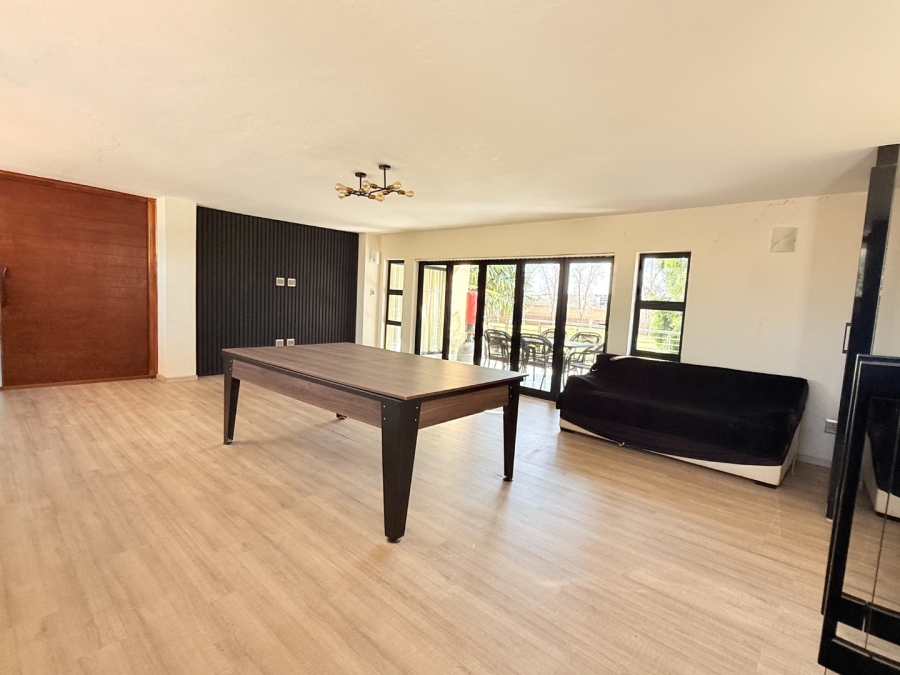 5 Bedroom Property for Sale in Centurion Golf Estate Gauteng