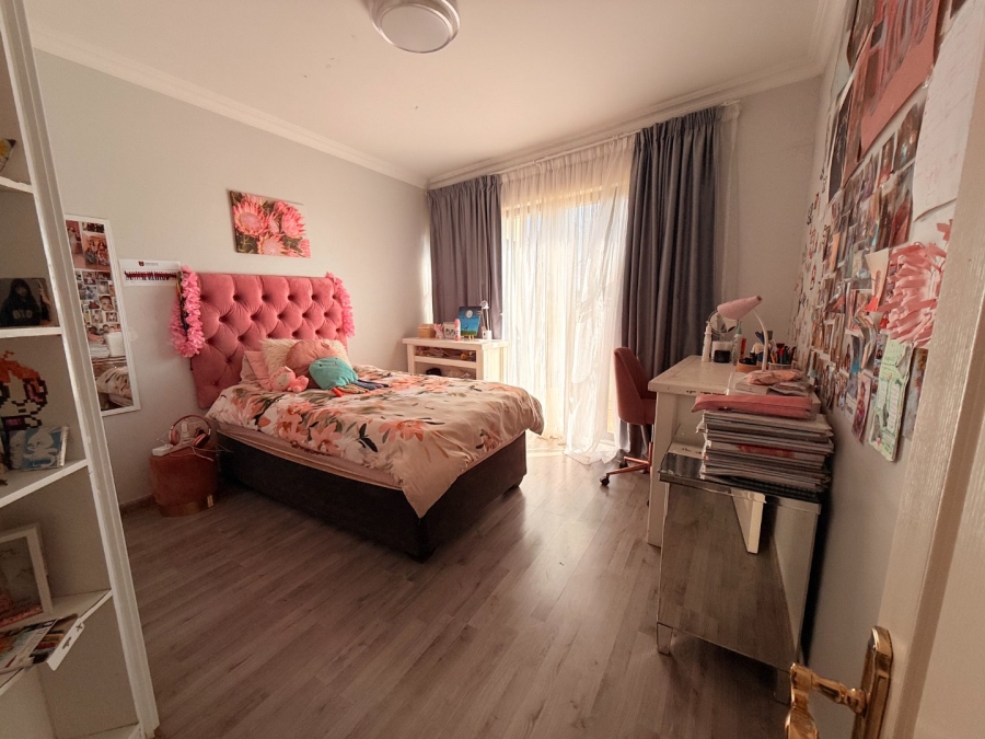 5 Bedroom Property for Sale in Centurion Golf Estate Gauteng