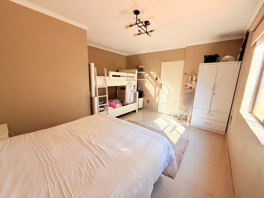 5 Bedroom Property for Sale in Centurion Golf Estate Gauteng