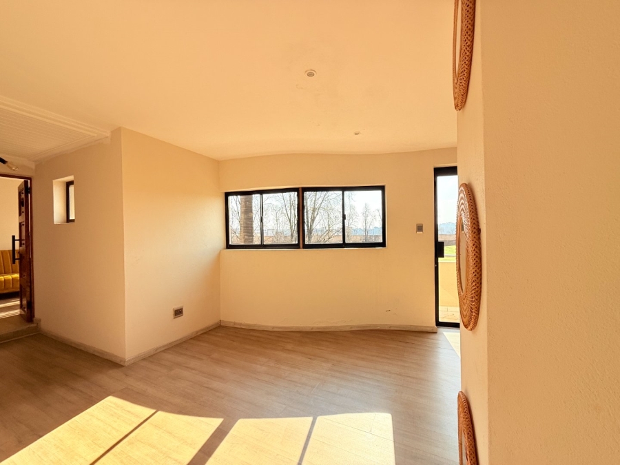 5 Bedroom Property for Sale in Centurion Golf Estate Gauteng