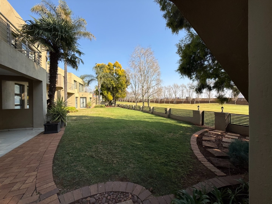 5 Bedroom Property for Sale in Centurion Golf Estate Gauteng