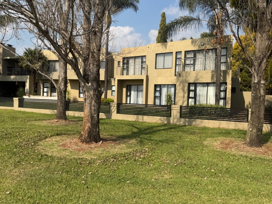 5 Bedroom Property for Sale in Centurion Golf Estate Gauteng