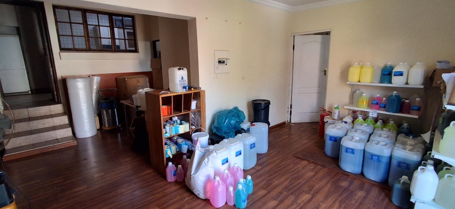 6 Bedroom Property for Sale in Garsfontein Gauteng