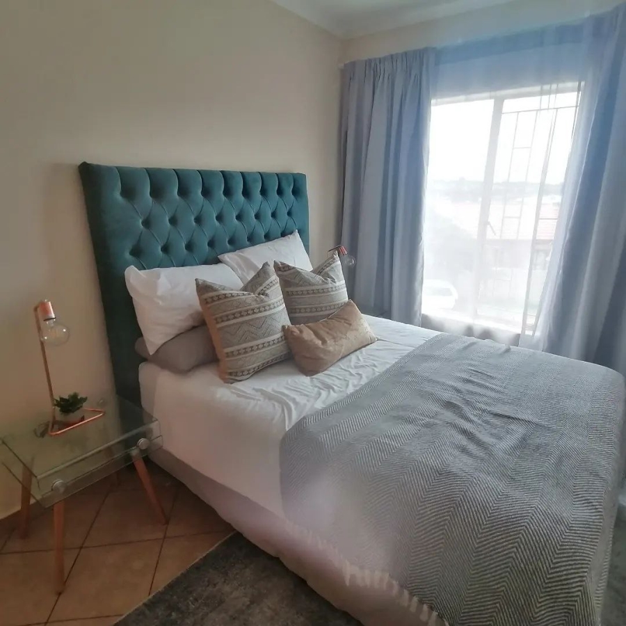 2 Bedroom Property for Sale in Rua Vista Gauteng