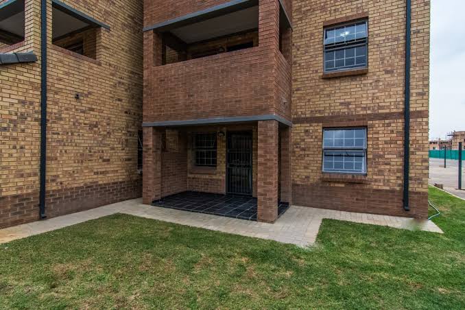 2 Bedroom Property for Sale in Centurion Central Gauteng