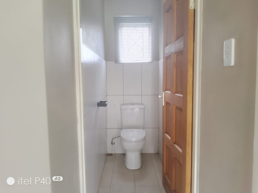 3 Bedroom Property for Sale in Sonneveld Gauteng