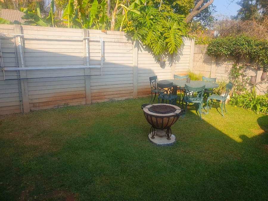 2 Bedroom Property for Sale in Eldoraigne Gauteng
