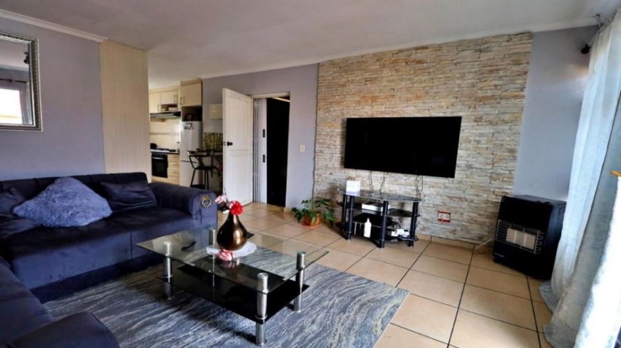 2 Bedroom Property for Sale in Norkem Park Gauteng