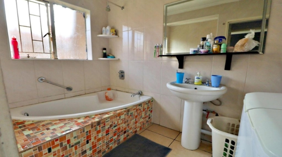 2 Bedroom Property for Sale in Norkem Park Gauteng