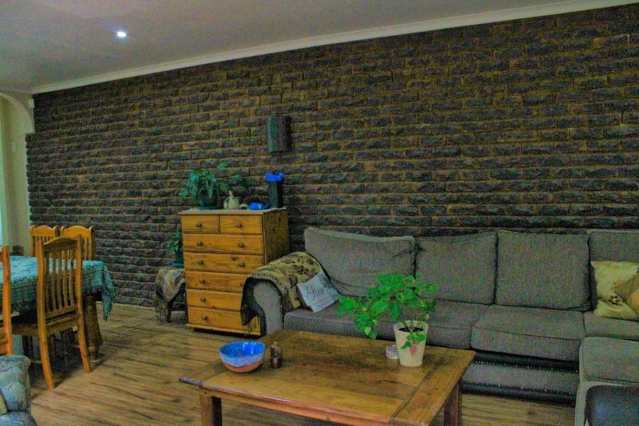3 Bedroom Property for Sale in Garsfontein Gauteng