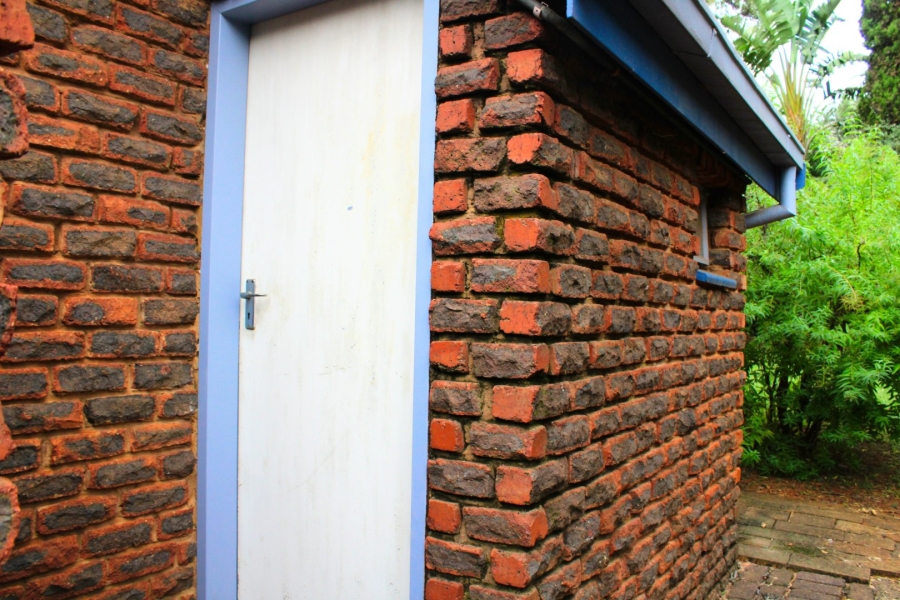 3 Bedroom Property for Sale in Garsfontein Gauteng