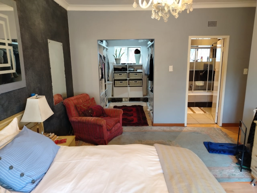 4 Bedroom Property for Sale in Kew Gauteng