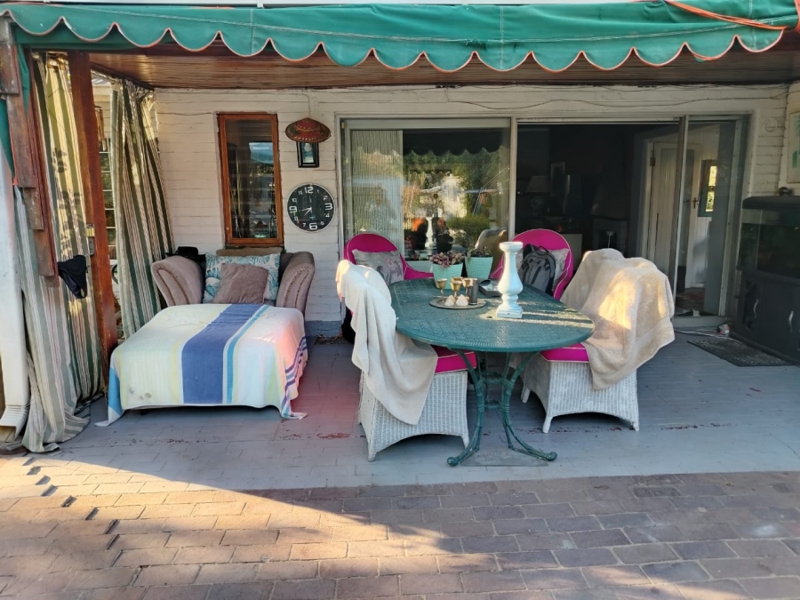 4 Bedroom Property for Sale in Kew Gauteng