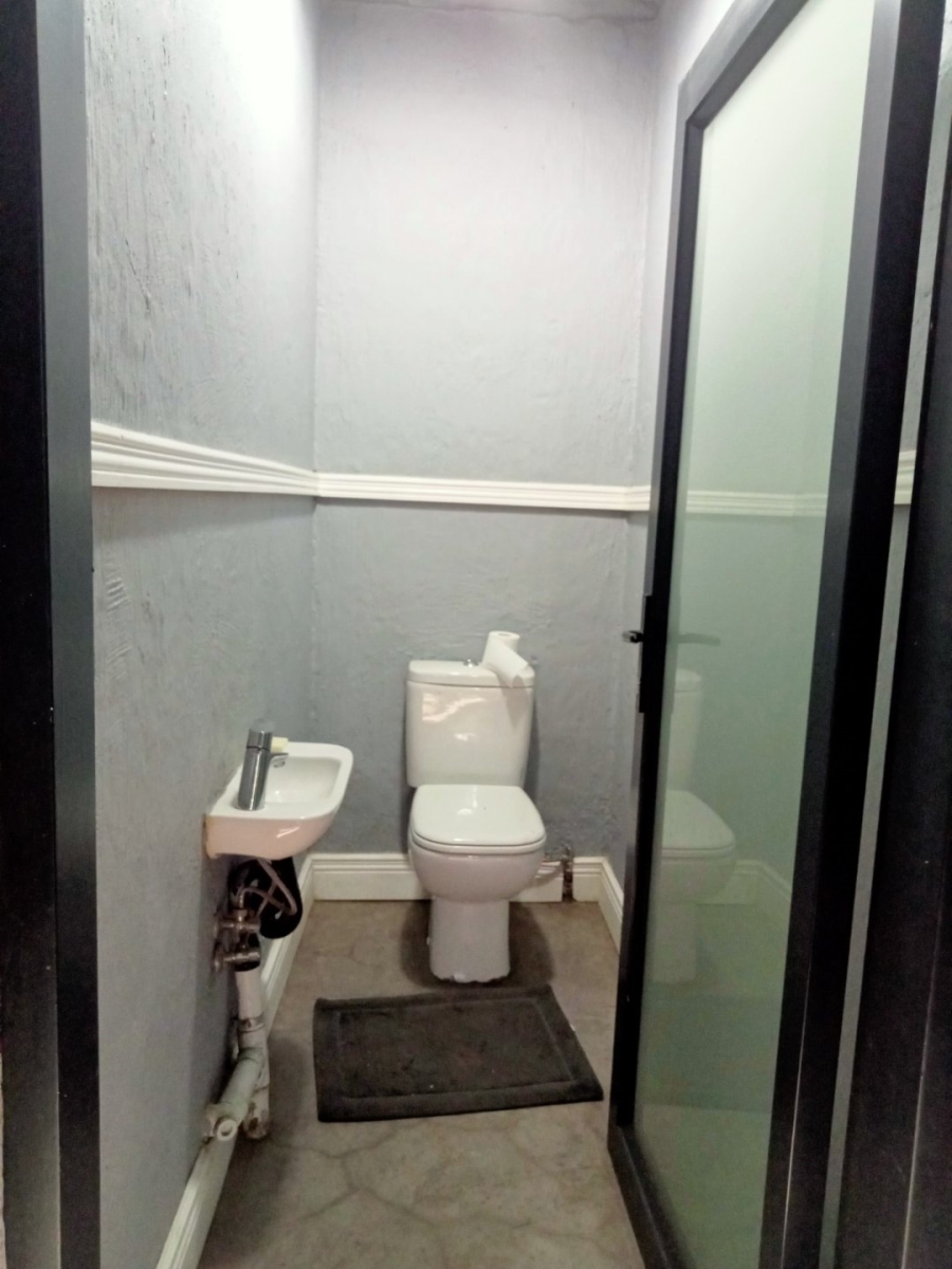 4 Bedroom Property for Sale in Kew Gauteng