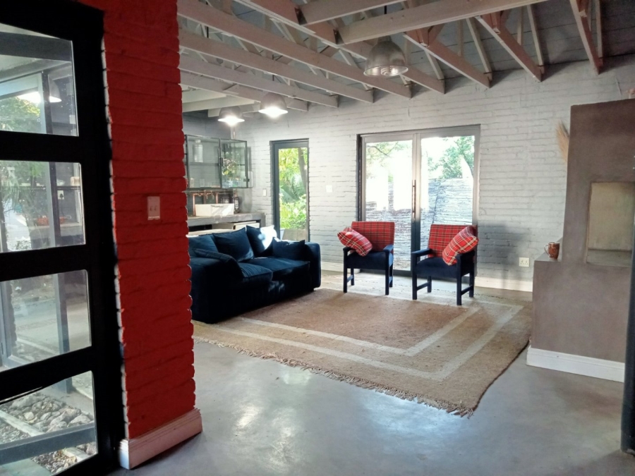 To Let 4 Bedroom Property for Rent in Kew Gauteng