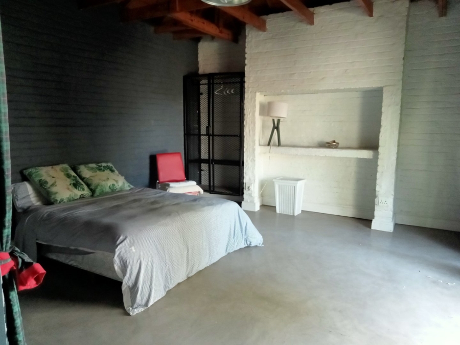 To Let 4 Bedroom Property for Rent in Kew Gauteng