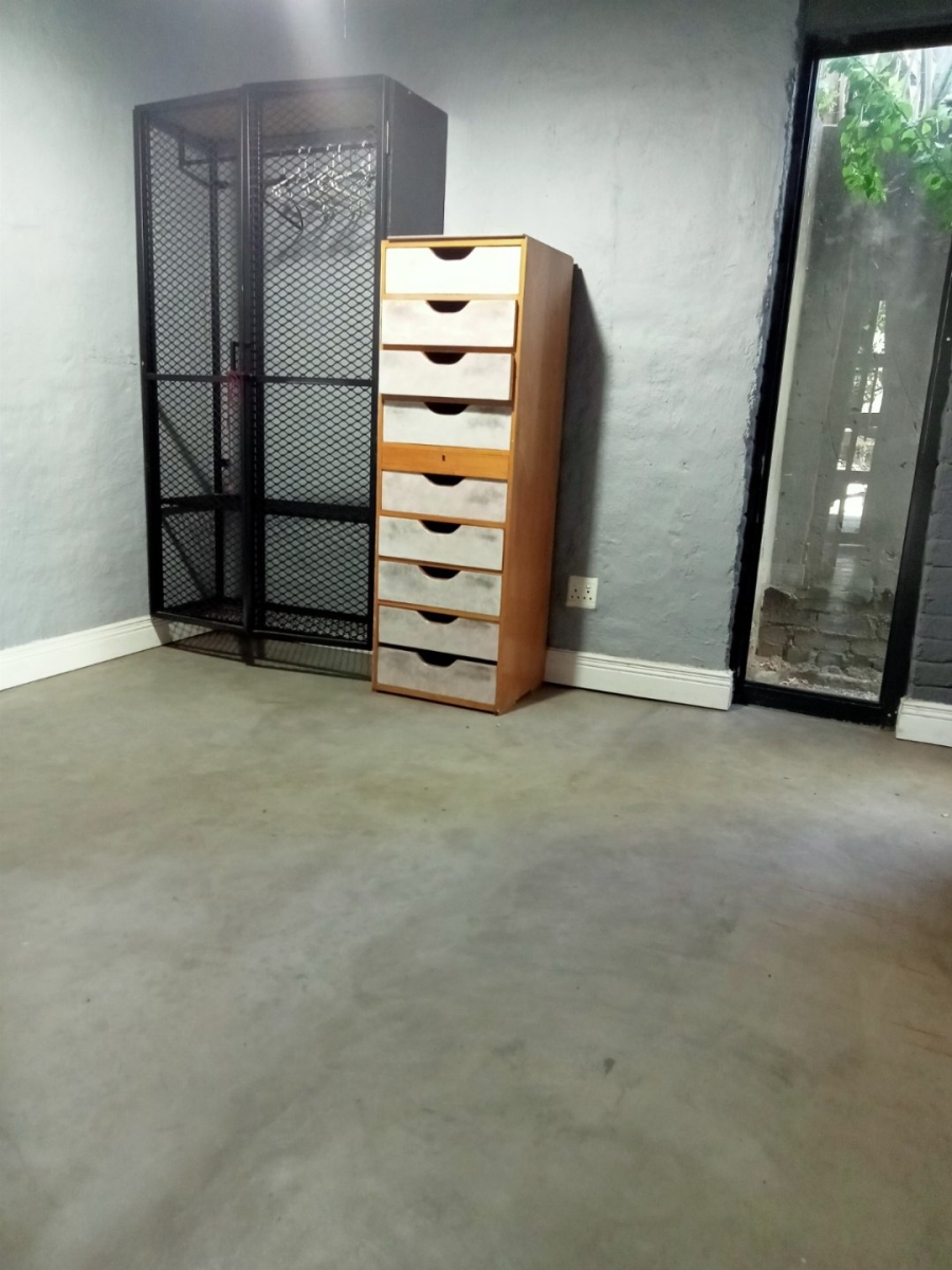 To Let 4 Bedroom Property for Rent in Kew Gauteng
