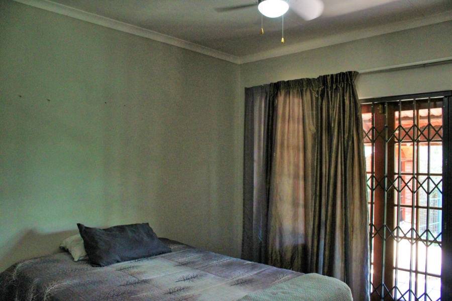 3 Bedroom Property for Sale in Faerie Glen Gauteng