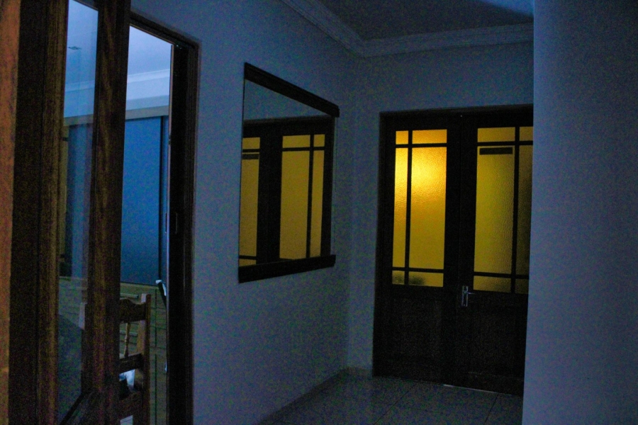 3 Bedroom Property for Sale in Faerie Glen Gauteng