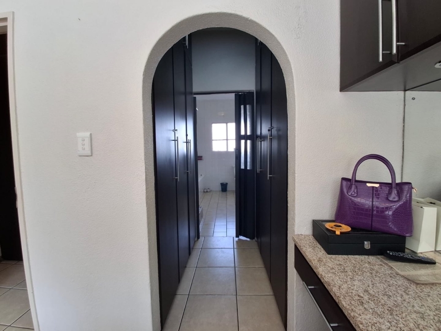 3 Bedroom Property for Sale in Glenvista Gauteng