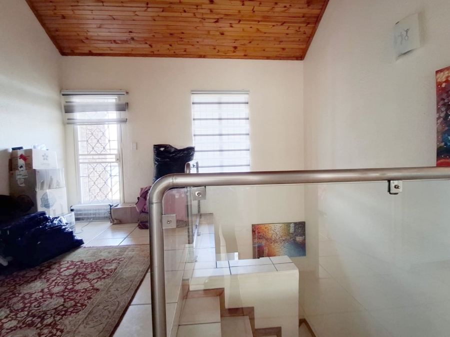 3 Bedroom Property for Sale in Glenvista Gauteng