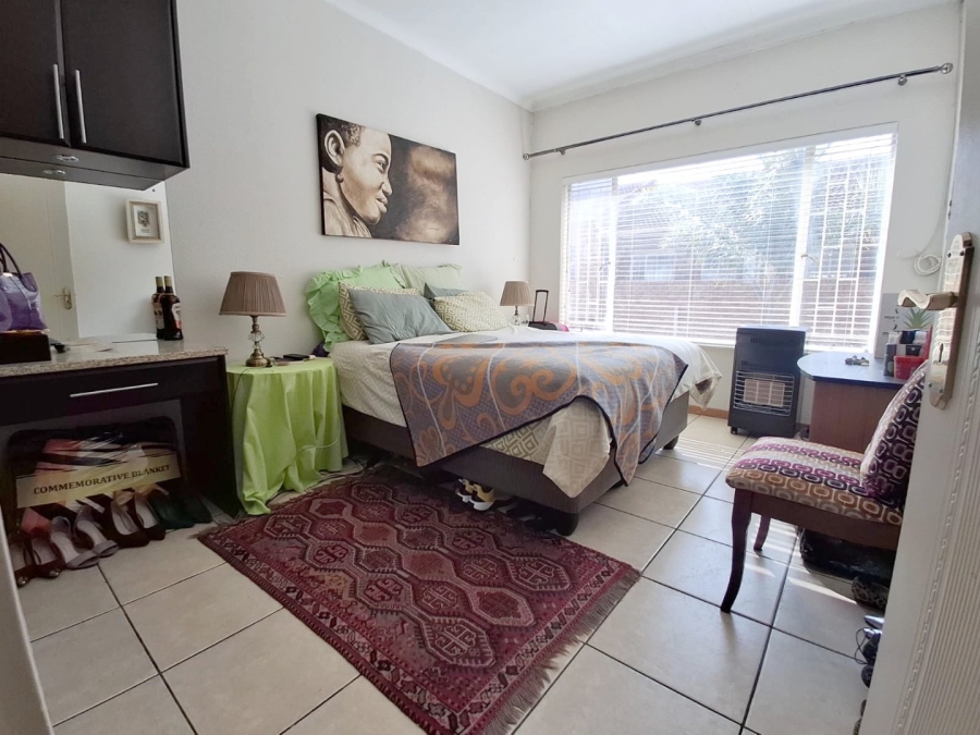 3 Bedroom Property for Sale in Glenvista Gauteng