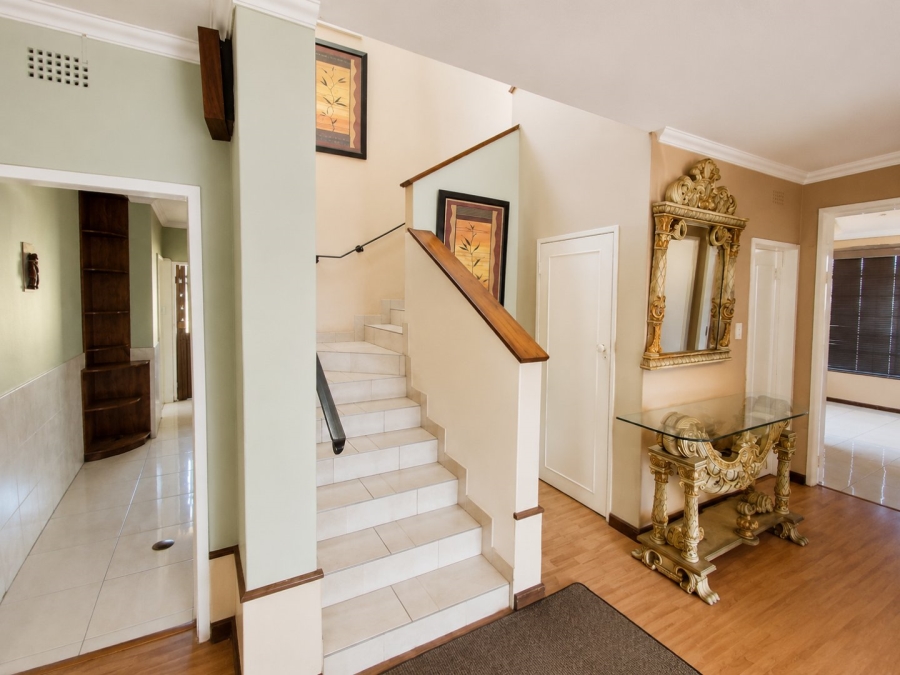 5 Bedroom Property for Sale in Eden Glen Gauteng