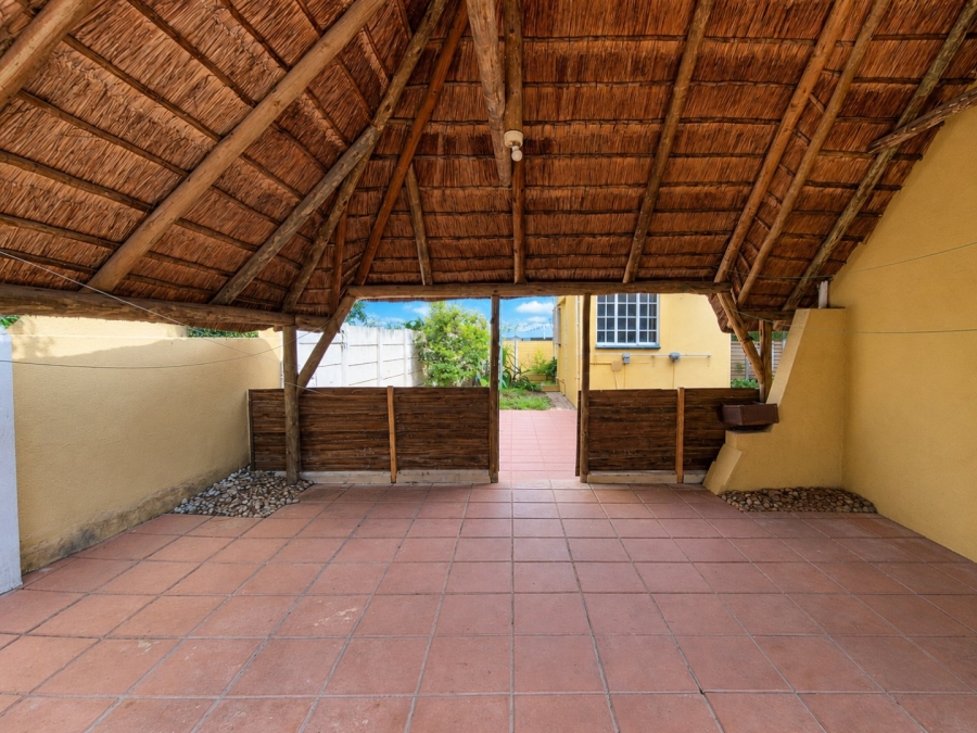 5 Bedroom Property for Sale in Eden Glen Gauteng