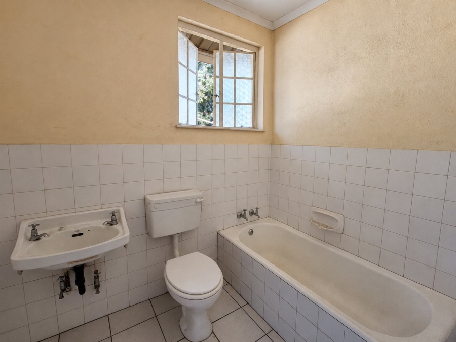 5 Bedroom Property for Sale in Eden Glen Gauteng