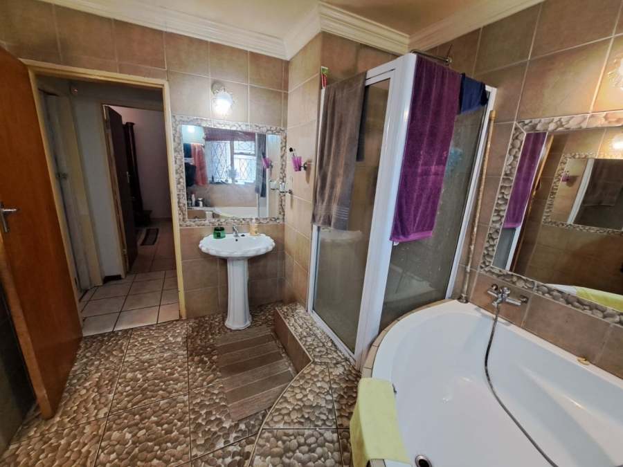 3 Bedroom Property for Sale in Visagie Park Gauteng