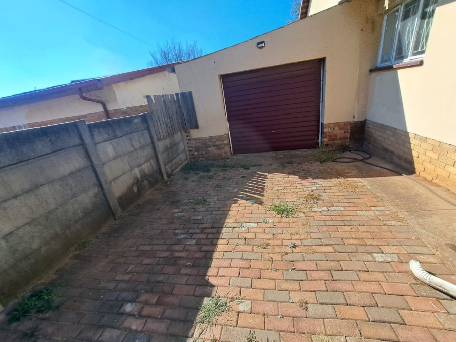 3 Bedroom Property for Sale in Visagie Park Gauteng