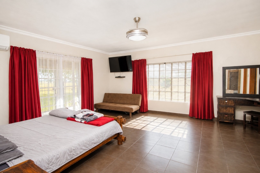 Commercial Property for Sale in Zandfontein AH Gauteng