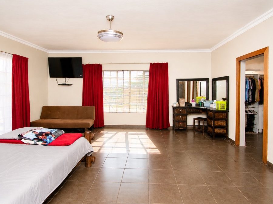 Commercial Property for Sale in Zandfontein AH Gauteng