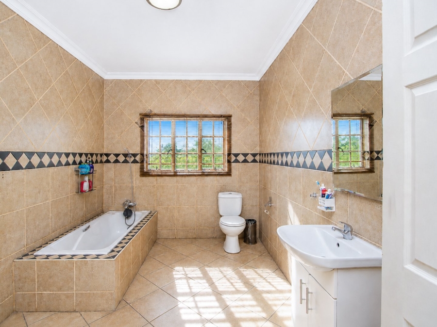 Commercial Property for Sale in Zandfontein AH Gauteng