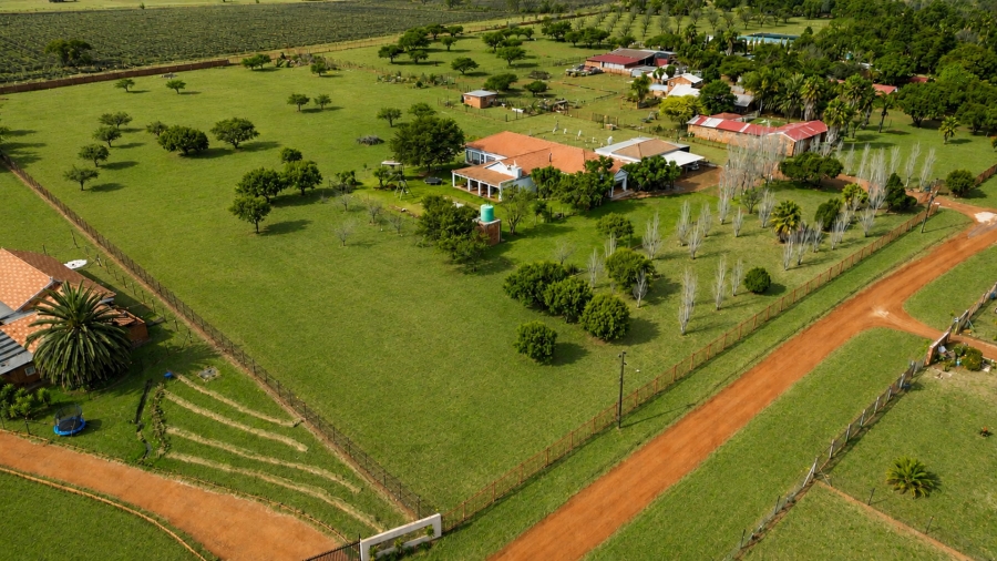 Commercial Property for Sale in Zandfontein AH Gauteng