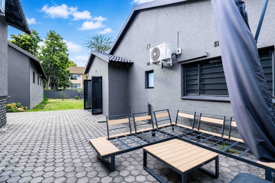 5 Bedroom Property for Sale in Woodmead Gauteng