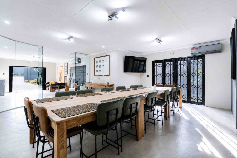 5 Bedroom Property for Sale in Woodmead Gauteng