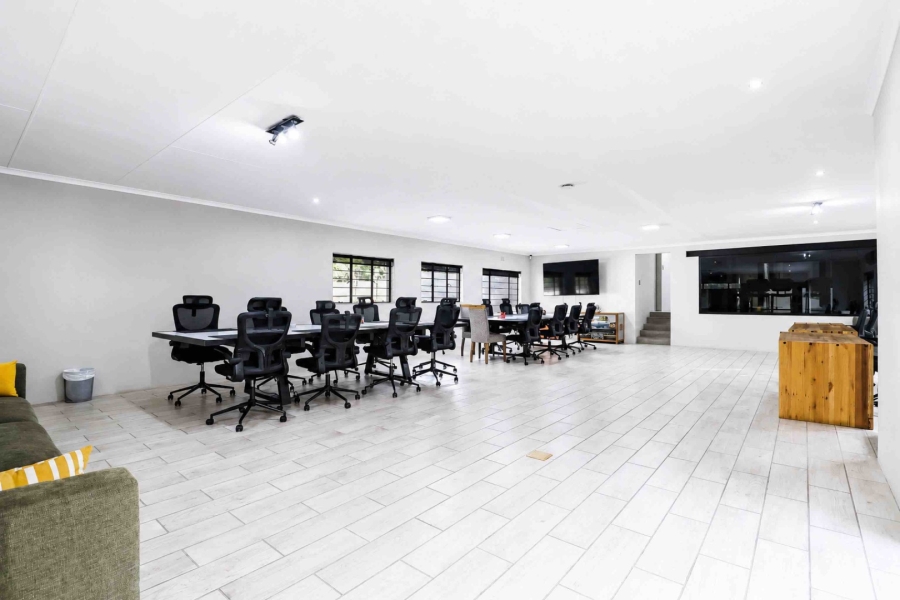 5 Bedroom Property for Sale in Woodmead Gauteng