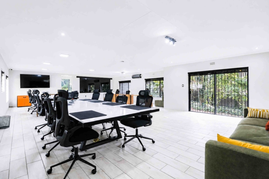 5 Bedroom Property for Sale in Woodmead Gauteng