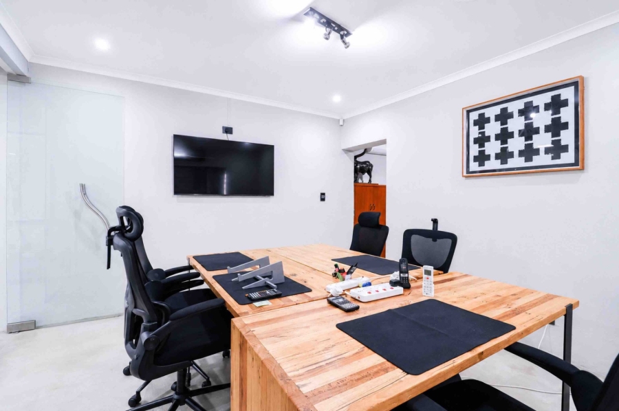 5 Bedroom Property for Sale in Woodmead Gauteng