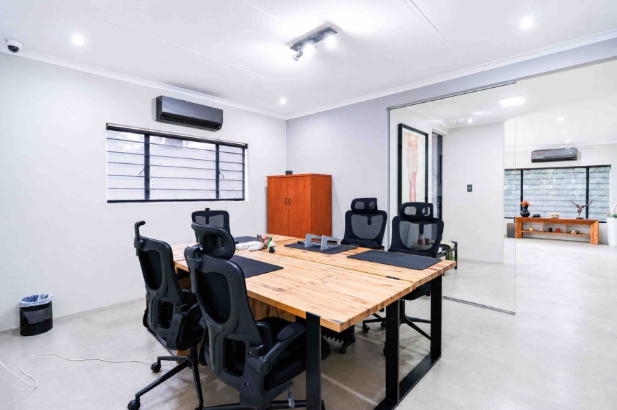 5 Bedroom Property for Sale in Woodmead Gauteng