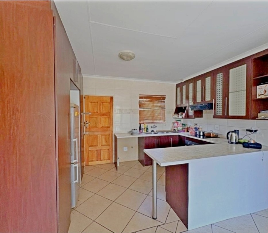 3 Bedroom Property for Sale in The Orchards Gauteng