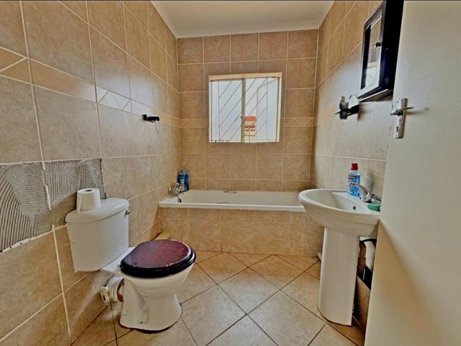 3 Bedroom Property for Sale in The Orchards Gauteng