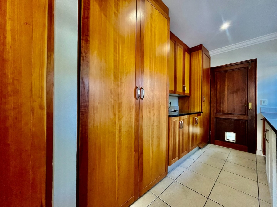 To Let 4 Bedroom Property for Rent in Kyalami Ah Gauteng
