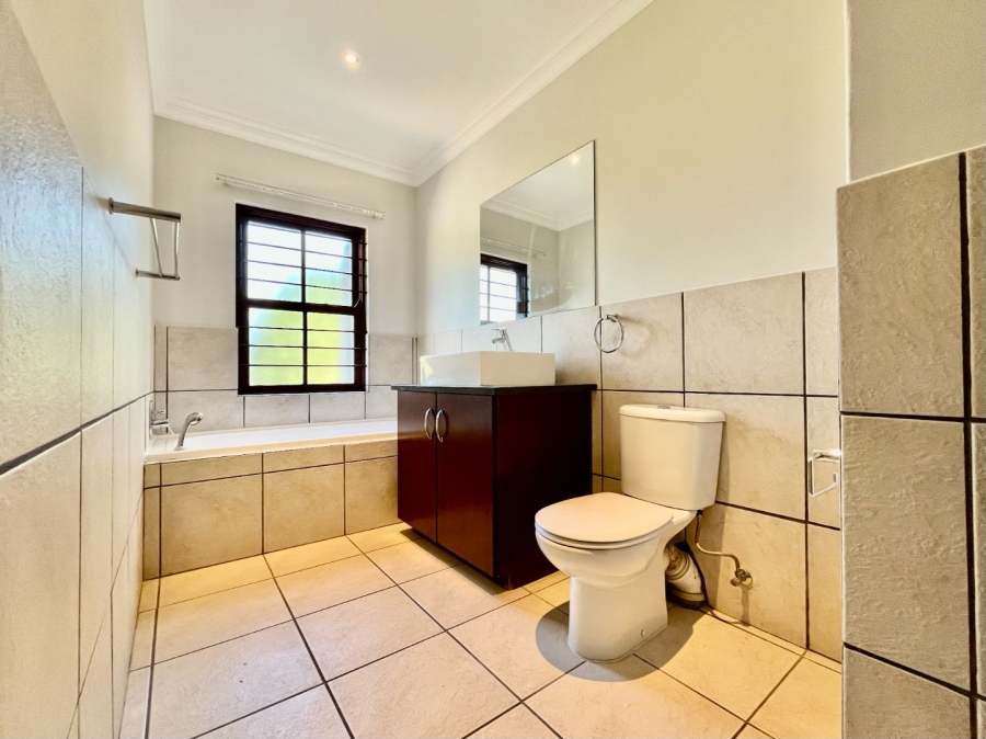 To Let 4 Bedroom Property for Rent in Kyalami Ah Gauteng