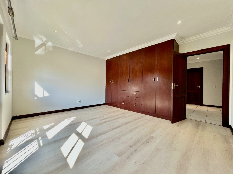 To Let 4 Bedroom Property for Rent in Kyalami Ah Gauteng