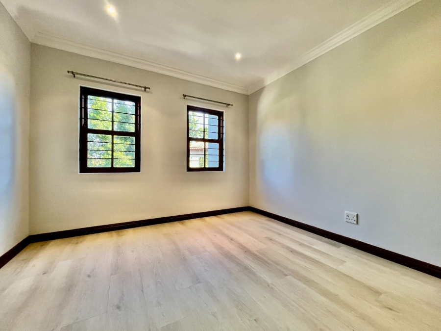 To Let 4 Bedroom Property for Rent in Kyalami Ah Gauteng